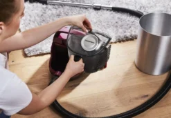 Grundig Bodenstaubsauger »VCC 3870 A«, 800 W, -Staubsauger Förderung 1ee7231f2ebba74442e12e74d6bc86b2