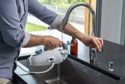 Black & Decker FSMH1321JSM, Tragbarer Dampfreiniger, 0,5 L, Türkis, Weiß, 6 M, 1300 W, Harter Boden -Staubsauger Förderung 881ef22f8495ed7e3540250a7d7dc63b