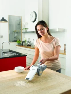 Black & Decker PV1820L Dustbuster Pivot Akku Handstaubsauger Weiß/Silber -Staubsauger Förderung b703466c6718a05dac04b3d120b96ca3