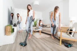 Hand- Und Akkustielstaubsauger ETA Sonar Artikel-Nr.: ETA223290000 2 In 1 Hand- Und Akkustielstaubsauger Mit Digital-Motor, Rotierender Turbobürste, Flexiblem Gelenk Und 25,2 V Li-Ionen-Akku. -Staubsauger Förderung c68e7a1242f52a1b86b4f7e1ac139566