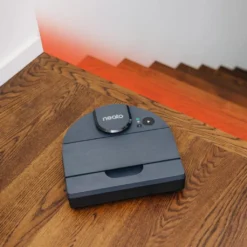 Neato D8 BotVac Connected Saugroboter -Staubsauger Förderung f27c6777ce52bdfb99f0a5968e866ae5